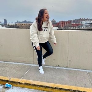 Meet your Posher, Yvette